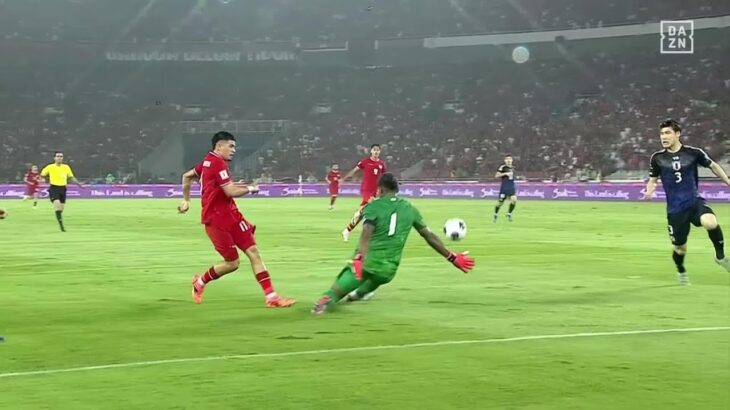【速報】これぞ守護神！最初のピンチもGK鈴木彩艶のビッグセーブでピンチを凌ぐ！｜AFCアジア最終予選 グループC第5節 インドネシア×日本