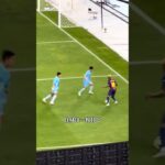 ヤマルが追い詰められるがまさかの！？#サッカー解説 #戦術分析 #ドリブル #shorts