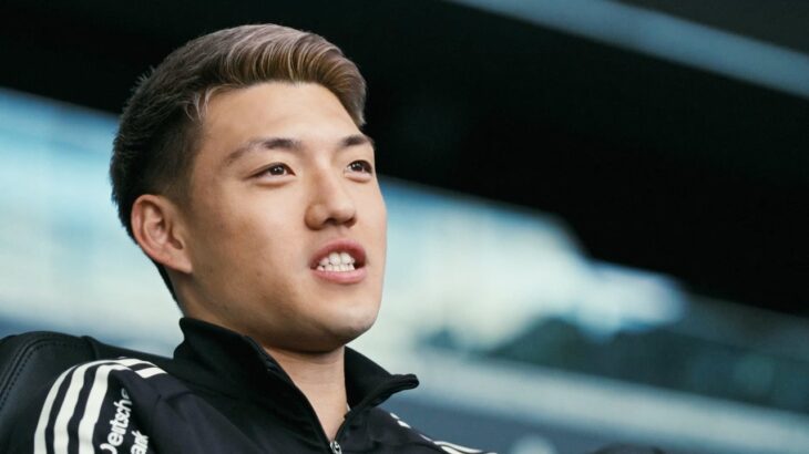 堂安律「ピッチの上では友情はない」オランダ戦へ覚悟　チーム堂安“支える仲間”に光　Indeed新CM