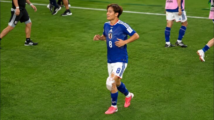 怪我をしたフリをする久保建英